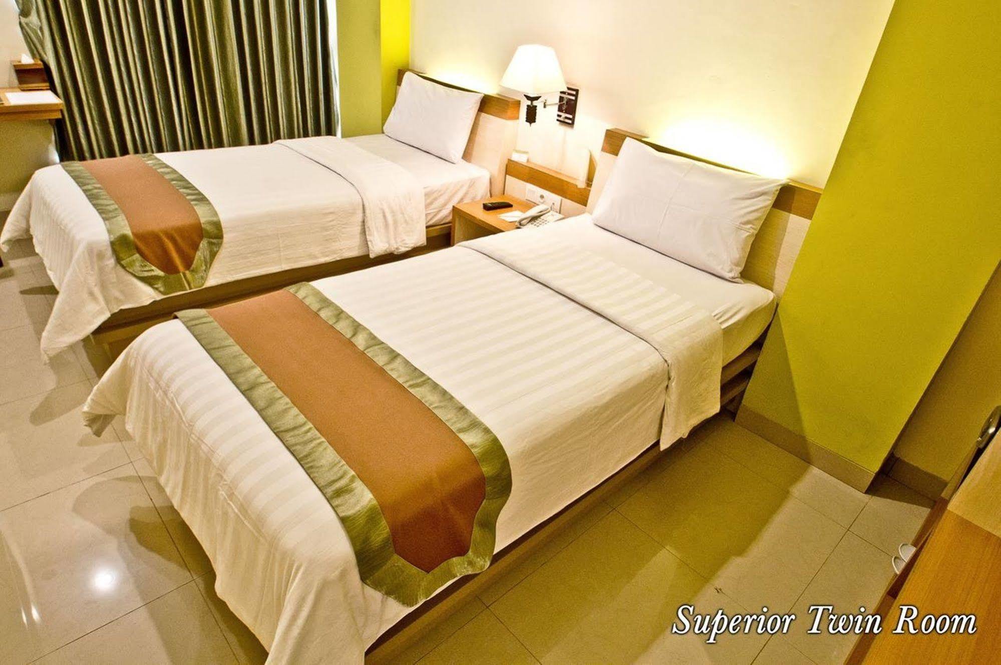 De Batara Hotel Bandung Zewnętrze zdjęcie